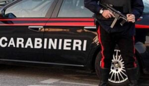Blitz dei Carabinieri nelle aziende agricole: in nero il 100% della forza lavoro tra cui 2 clandestini