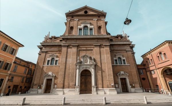 Modifiche alla circolazione per la processione della Madonna della Ghiara