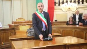 Convivenza Civile. Nuove ordinanze del Sindaco Luca Vecchi