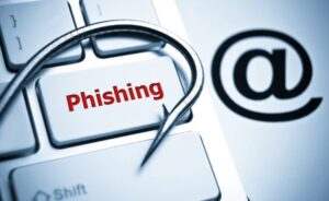 Svuotano conto corrente altrui per riempire i loro: tre hacker denunciati