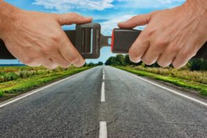 Sicurezza stradale. Lezioni salvavita e sull’importanza della cintura di sicurezza a cinquecento studenti presso il polo di via Makallè. Mercoledì 16 ottobre