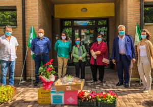 I doni di “Donne in campo – Cia Reggio Emilia” alle case di riposo di Bagnolo