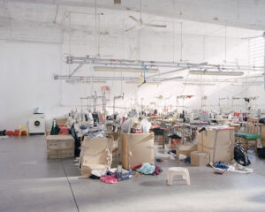 Aperte le iscrizioni ai Laboratori di fotografia “Flussi di merci e materiali” con Michele Borzoni e “Corpi e macchine al lavoro” con William Guerrieri