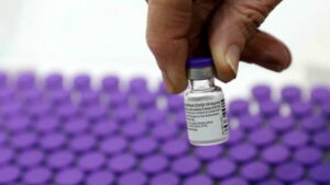 Vaccinazioni anti-Covid. Primo giorno di registrazioni per i quarantenni in Emilia-Romagna ed è subito alta l’adesione: in serata superata quota 111mila