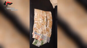 Operazione “Affari Musicali” dei Carabinieri di Reggio Emilia nelle province di Reggio Emilia, Lodi e Napoli