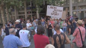 Il 55% degli Italiani d’accordo con stretta a cortei No Green Pass, secondo un sondaggio di Termometro Politico