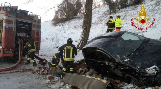 Toano 06 Incidente Ventenne