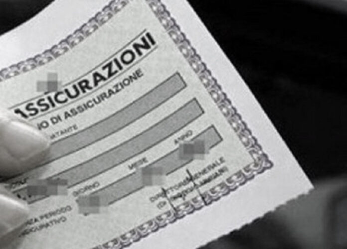 Reggio Emilia 374 Truffa Assicurazione
