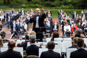 La Prague Philharmonia esegue Brahms e Dvorak al Teatro valli il 12 aprile