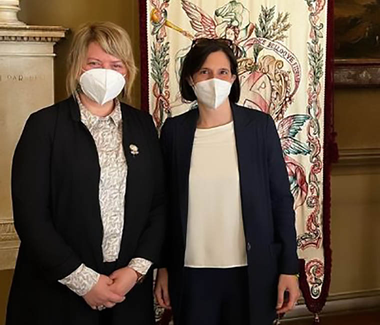 La viceministra dell’Educazione del Kosovo Maluku Berdina a Reggio Emilia per conoscere da vicino il sistema integrato dei servizi per l’infanzia
