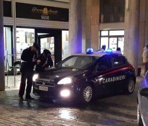Droga e alcool alla guida. Controlli dei Carabinieri