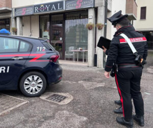 Rubiera. Aggredisce barista per rubarle l’incasso: arrestato
