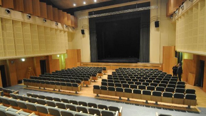 Vignola 09 Teatro Fabbri
