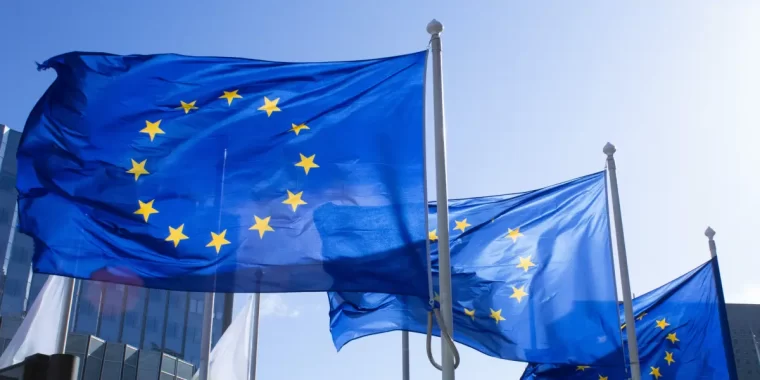 Festa d’Europa. Reggio Emilia festeggia in anteprima con gli studenti delle superiori e con due riconoscimenti su diritti umani, dialogo,  relazioni internazionali e inclusione delle diversità