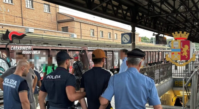 Reggio Emilia 530 Carabinieri Tunisino