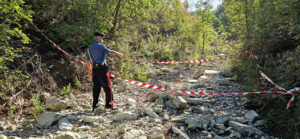 Ordigno bellico rinvenuto nel letto di un corso d’acqua in secca a Vezzano sul Crostolo