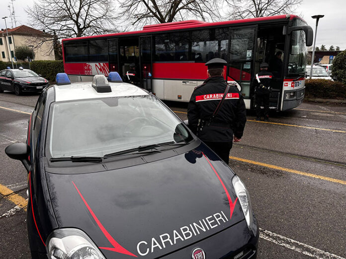 Reggio Emilia 617 Carabinieri Bus Scuola
