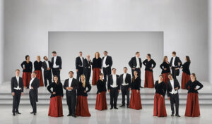 Al Teatro Valli la “Grande Messa in Si Minore di Bach” nell’esecuzione di Kammerchor e Barockorchester Stoccarda, diretti da Frieder Bernius