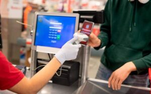 Deducibilità e praticità: i vantaggi dei buoni pasto per i professionisti