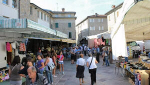 A Villa Minozzo il ferragosto sarà anche tempo di mercatone