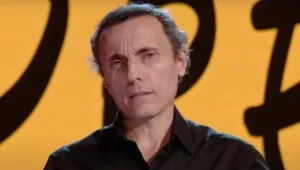 Sold out al Teatro Boiardo per lo spettacolo di Valerio Aprea