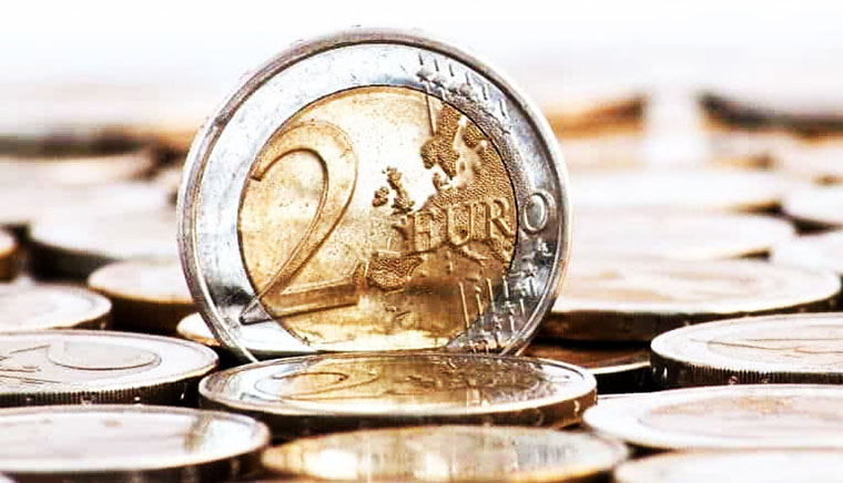 Borse a picco in tutto il mondo: Hong Kong -13,22%, Francoforte, Parigi e Milano – 7% e oltre. Spread a 129