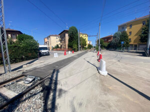 Infrastrutture. Torna in funzione il passaggio a livello del Gigetto a Modena, con una tecnologia più moderna e sicura