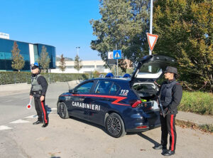 Non si ferma all’alt dei Carabinieri viene raggiunto, fermato e denunciato
