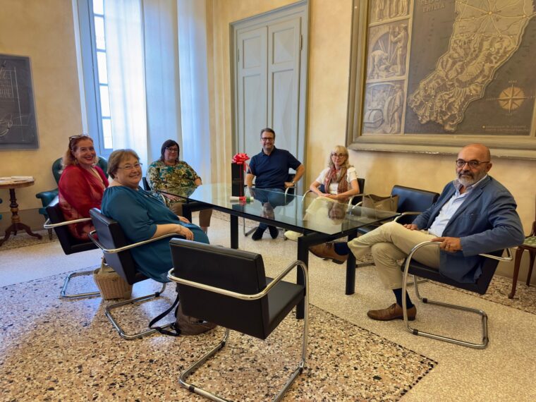 La Provincia e i sindaci reggiani salutano il provveditore Paolo Bernardi