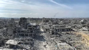 A Castellarano incontro con Andrea Bona medico di Emergency, “Essere medici a Gaza”