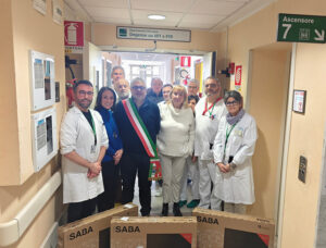 Castelnovo né Monti, il Comitato Reggio in Salute dona 10 televisori al Sant’Anna