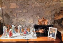 A Piolo un viaggio poetico tra un mondo di presepi e la memoria contadina